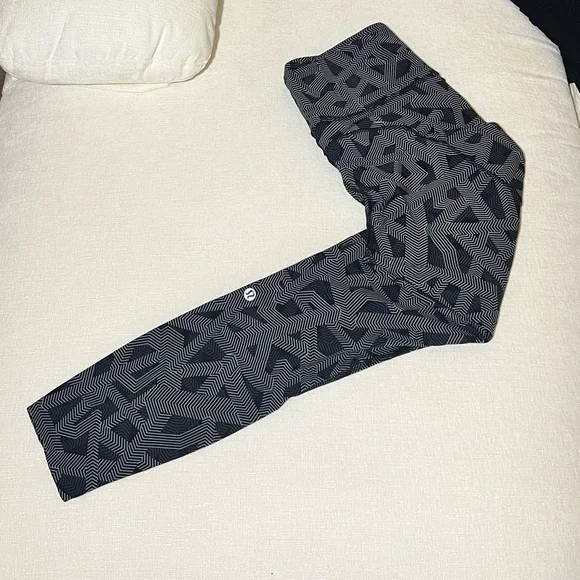 Lululemon Swift Speed High-Rise Tight - Picture 7 of 7